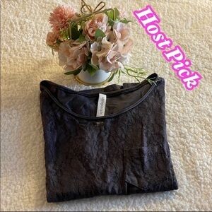 ✅HOST Pick✅ Aeropostale Top, Small